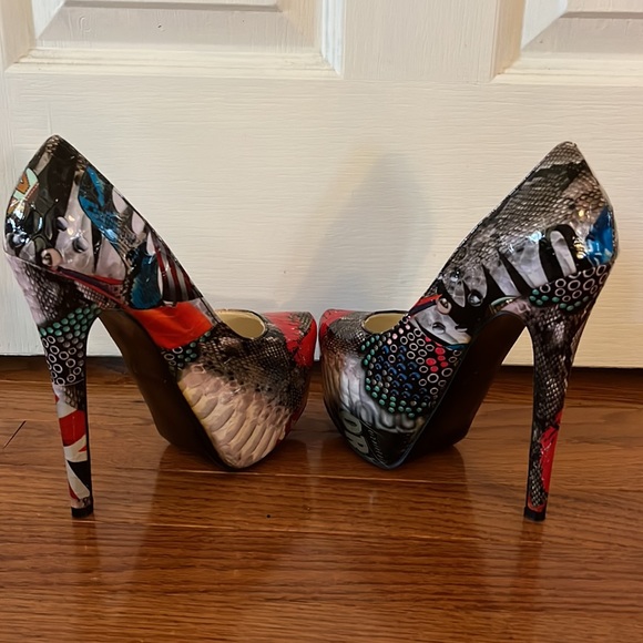 6 inch platform stilettos - Picture 3 of 4